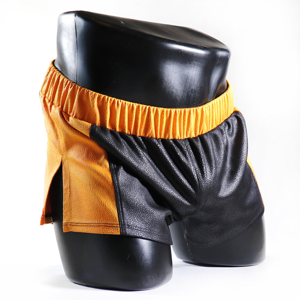 A - MINI - SHORT EN SEMI-CUIR – NOIR ET JAUNE