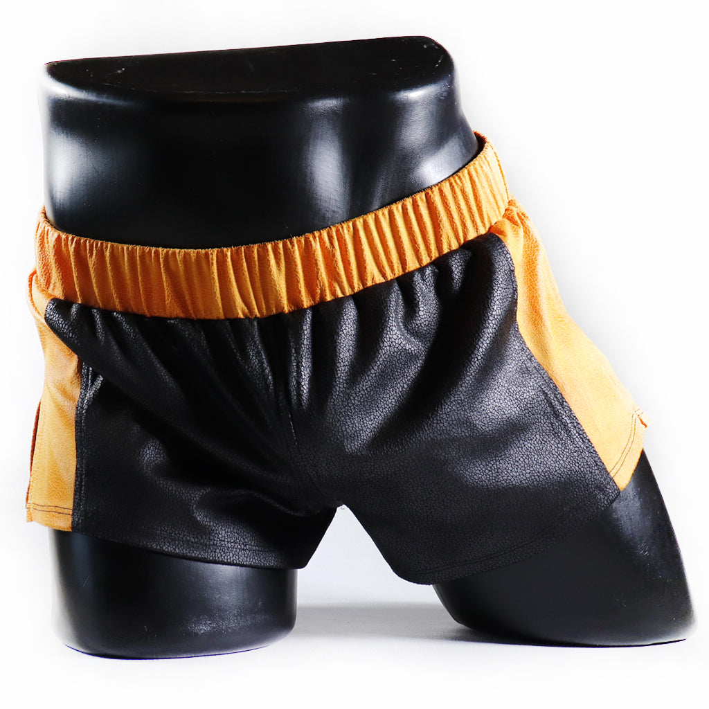 A - MINI - SHORT EN SEMI-CUIR – NOIR ET JAUNE