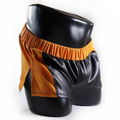 A - MINI - SHORT EN SEMI-CUIR BRILLANT – NOIR ET JAUNE